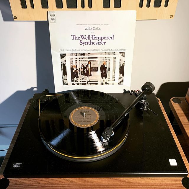 The Well-Tempered Synthesizer by Walter Carlos: A Guilty Pleasure Schroeder Amplification
