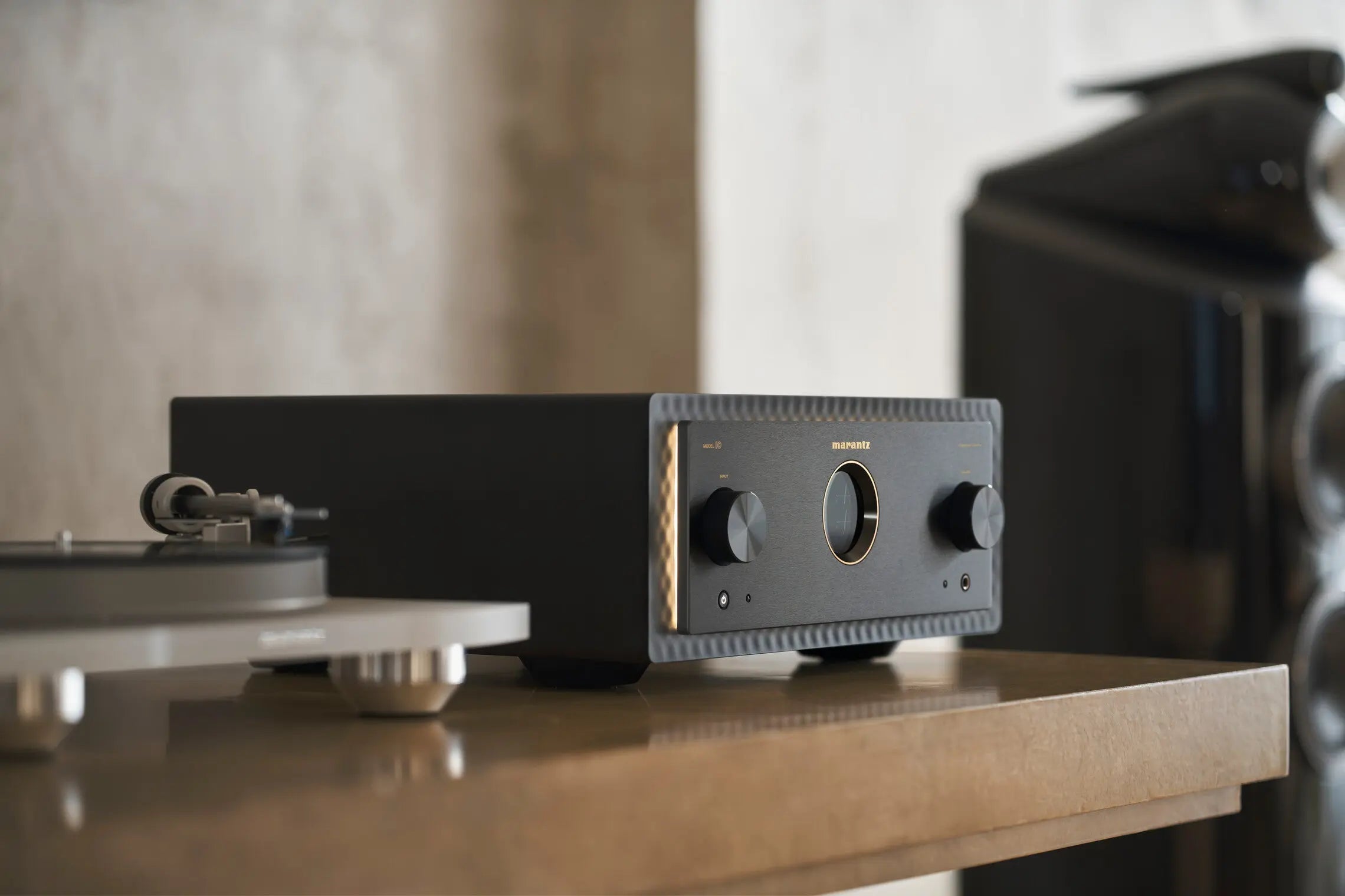 MODEL 10 Integrated Amplifier
