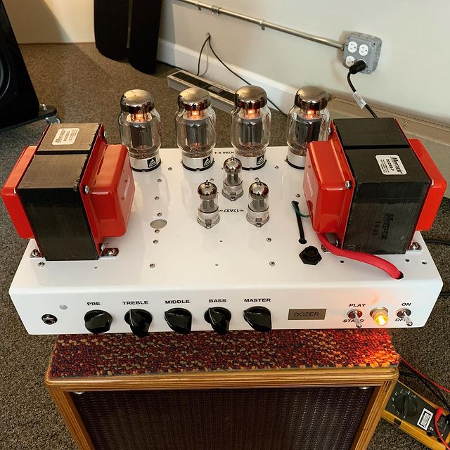 Burning in a 200 Watt Dozer Schroeder Amplification